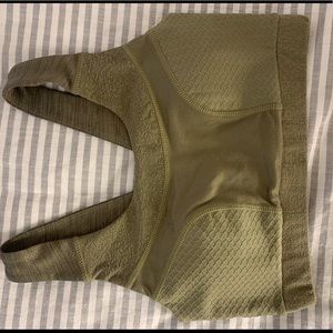 Gymshark True Texture Bra size small - Khaki